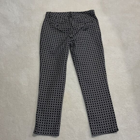 Lord & Taylor Black & White Pattern Pants. Front Zipper. Size 10 - Picture 4 of 9